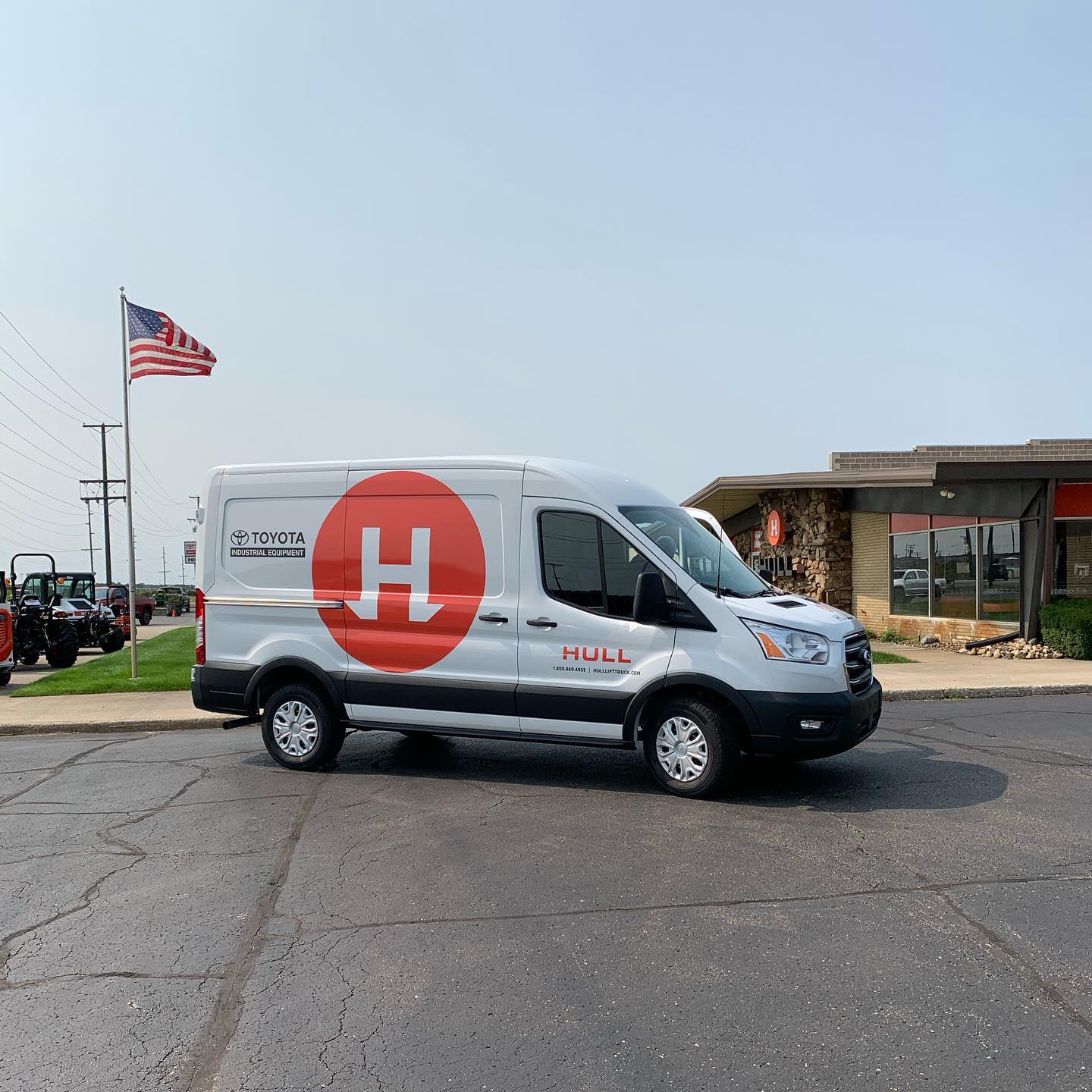Hull Toyota Lift: Technician Truck