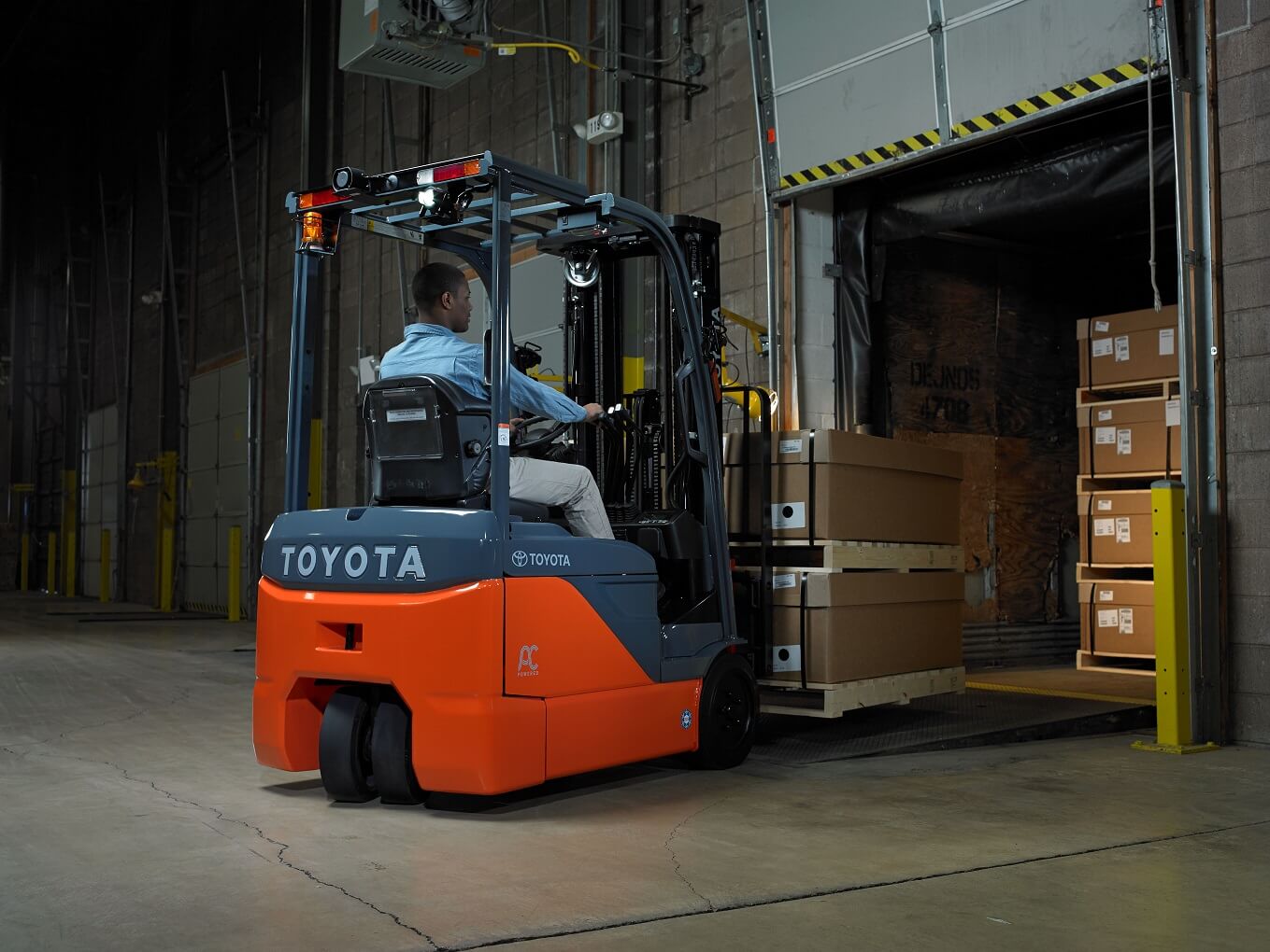 2018BP070Non Marking Forklift Tires Useful for Retailers